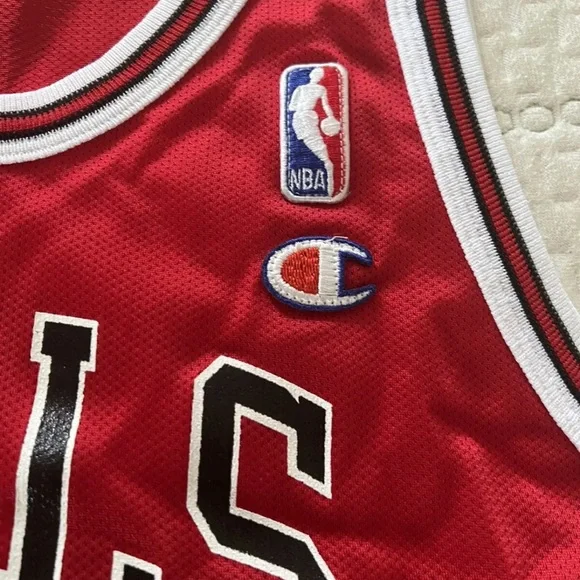 Vintage 1990s Micheal Jordan jersey. Youth size XL 18-20. Excellent condition